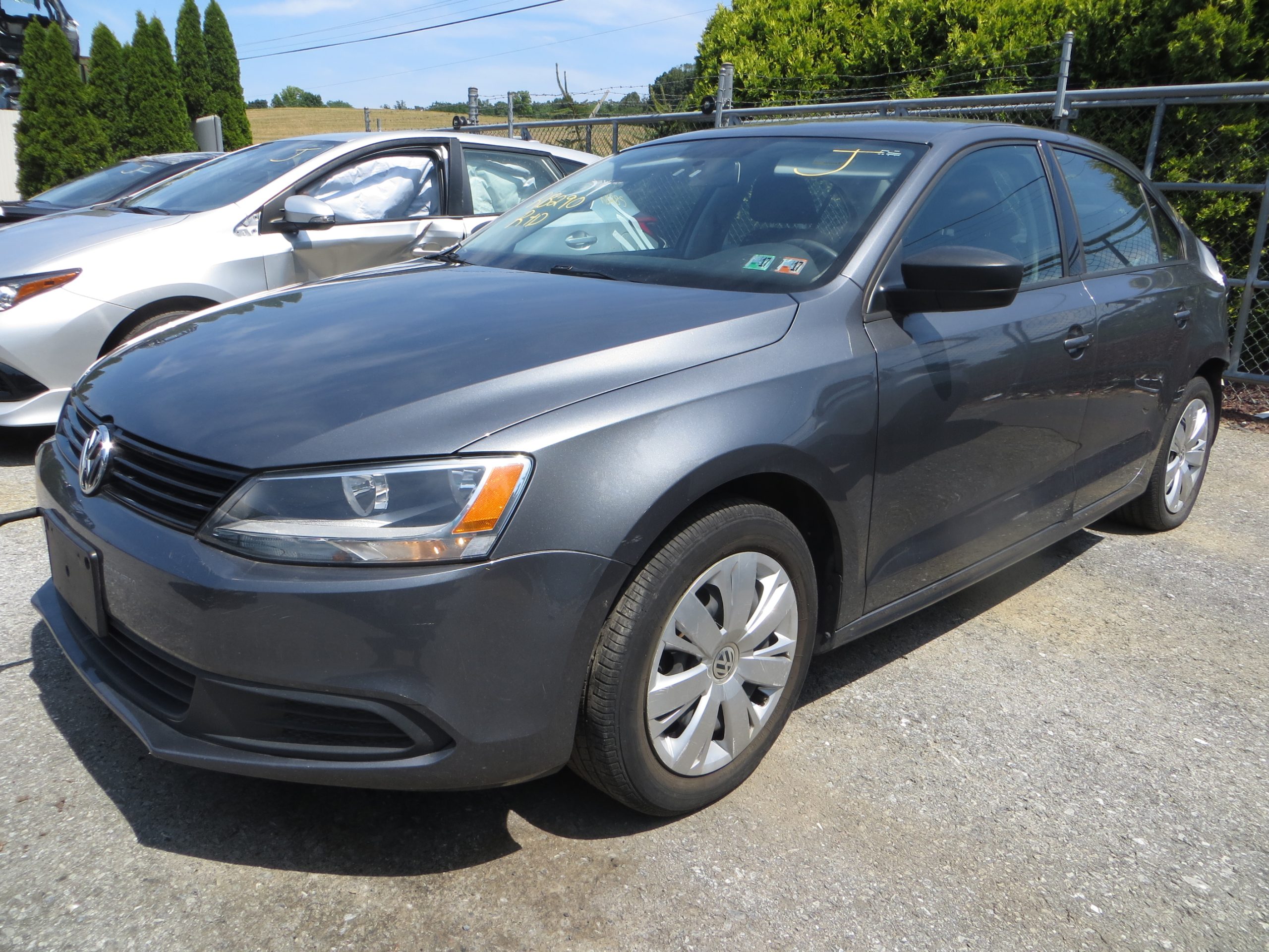 IS A 2012 VOLKSWAGEN JETTA A GOOD CAR visual data 8