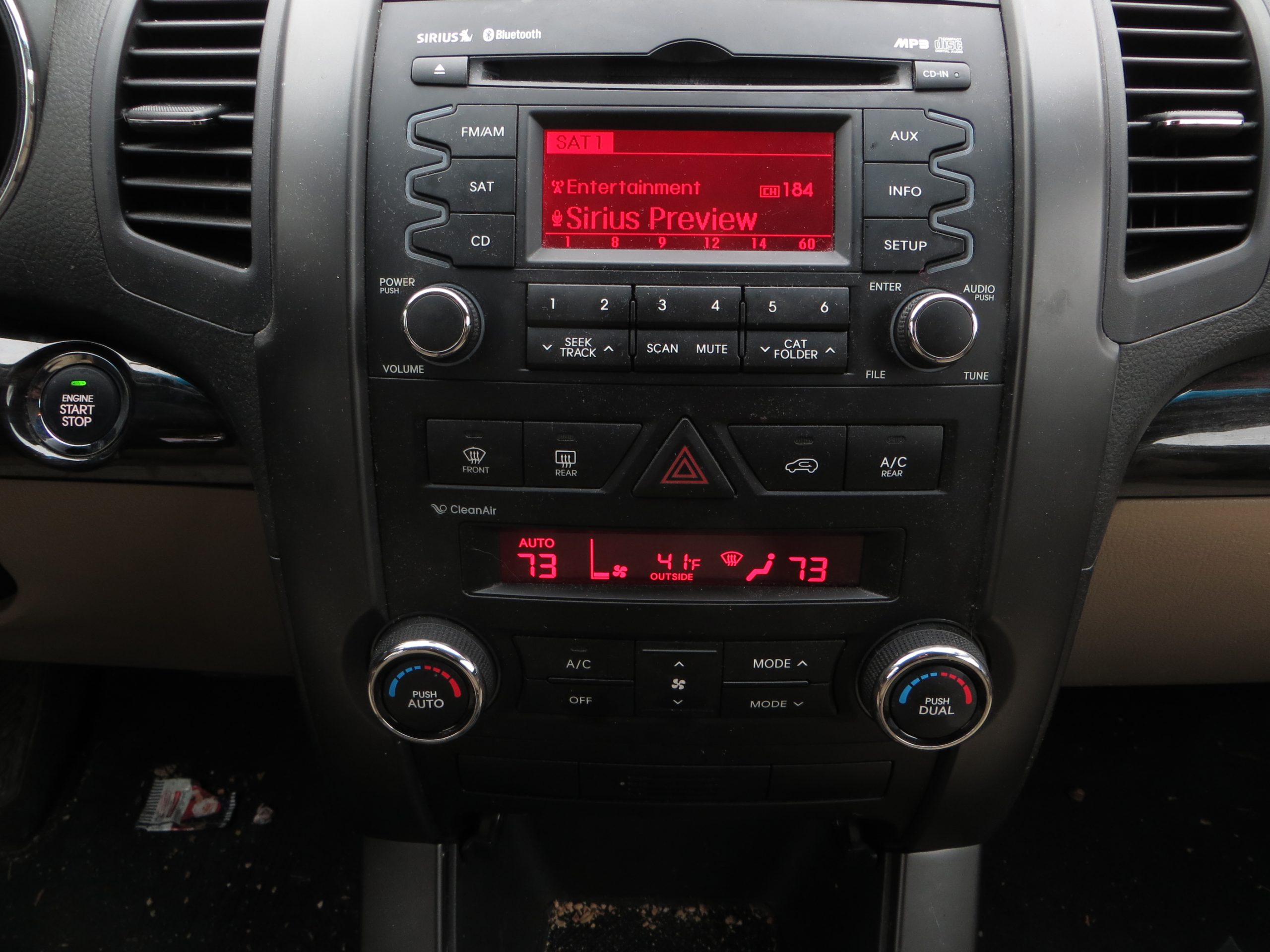 2011 KIA SORENTO Speedometer / Instrument Cluster er Brothers Auto